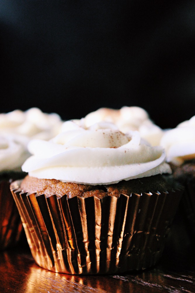 Pumpkin Cupcake With Cream Cheese Frosting